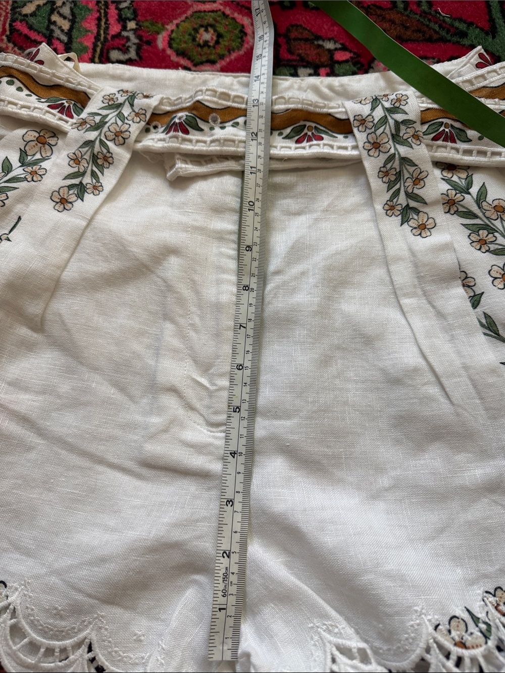 FARM Rio Off White Fruit Beauty Eurofax Premium Linen Richelieu Running Shorts - Picture 5 of 6